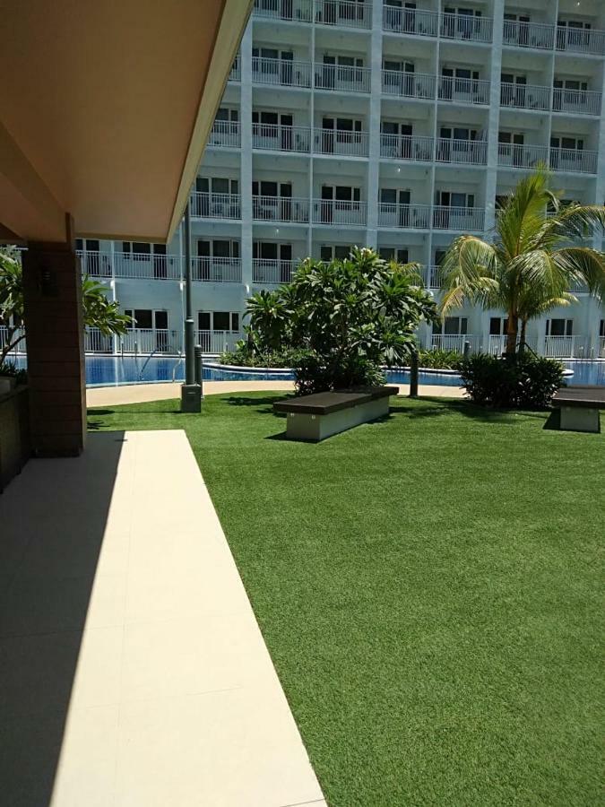 Shore Residences Moa Manila Exterior foto